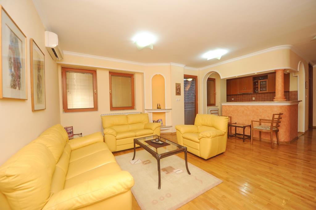 Exclusive Central Apartments Skopje Exterior photo