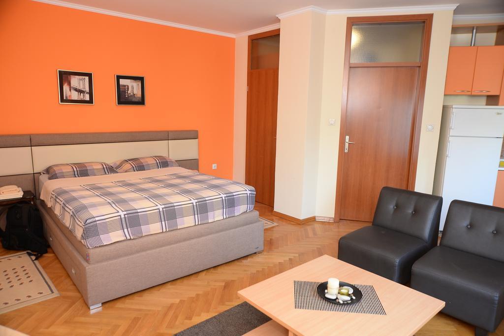 Exclusive Central Apartments Skopje Exterior photo